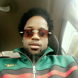 Meet your Posher, Robert